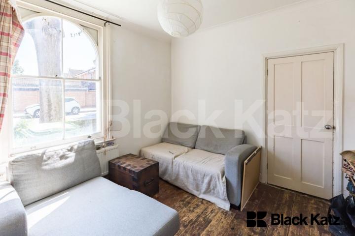 Great Terraced House in Bermondsey Lynton Road , Bermondsey